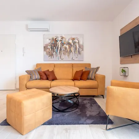 Appartamento Magnolia 4* Luxury In Town Center Traù