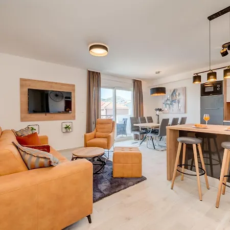 Appartamento Magnolia 4* Luxury In Town Center Traù