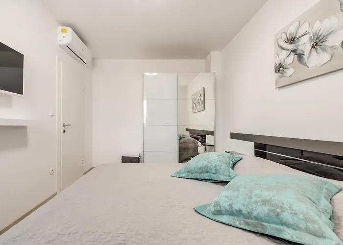 Magnolia 4* Luxury In Town Center *