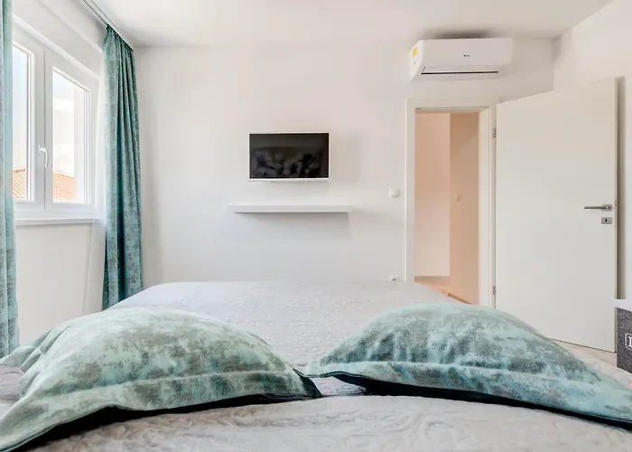 Magnolia 4* Luxury In Town Center Appartement Trogir