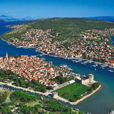 Apartament Magnolia 4* Luxury In Town Center Trogir