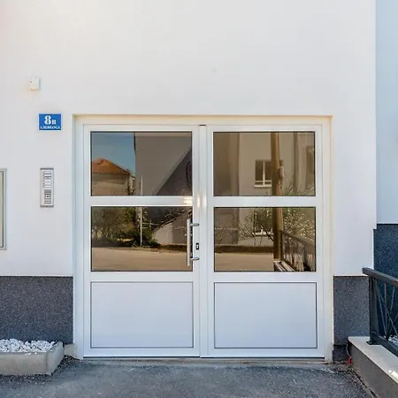 Magnolia 4* Luxury In Town Center Apartament *