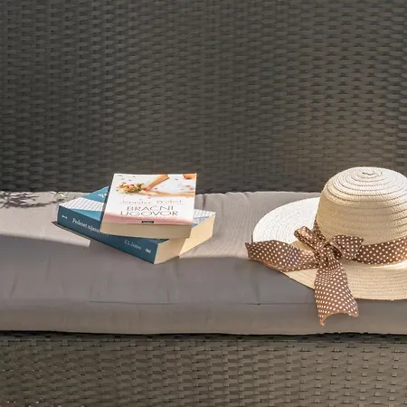 Magnolia 4* Luxury In Town Center 아파트