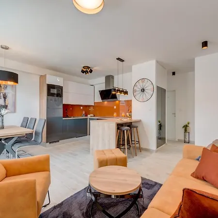 شقة Magnolia 4* Luxury In Town Center