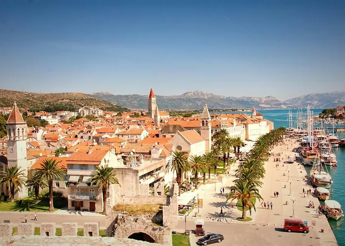 Magnolia 4* Luxury In Town Center * Trogir