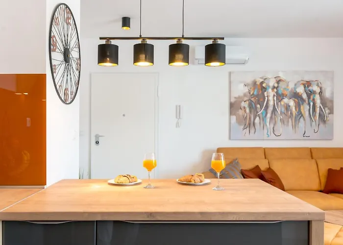 Magnolia 4* Luxury In Town Center 特罗吉尔