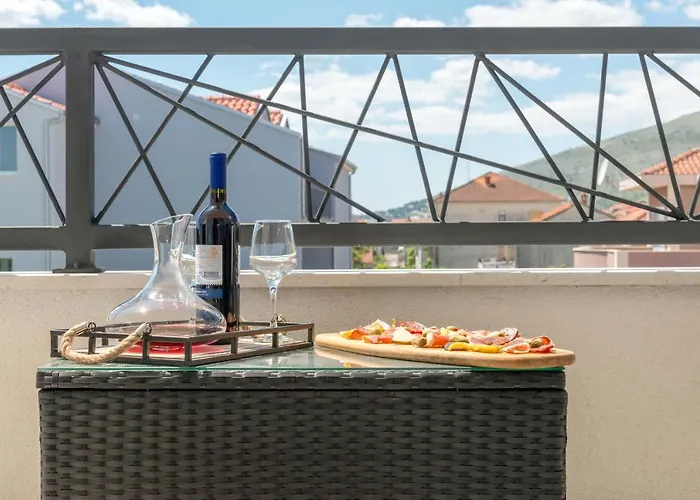 Magnolia 4* Luxury In Town Center * Trogir