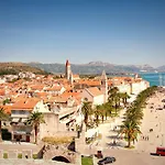 Magnolia 4* Luxury In Town Center * Trogir