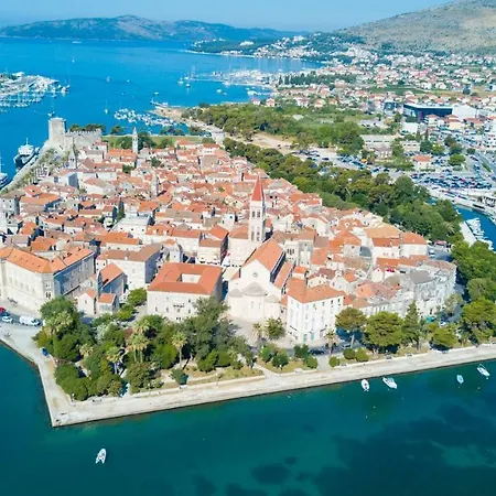 Magnolia 4* Luxury In Town Center * Τρογκίρ